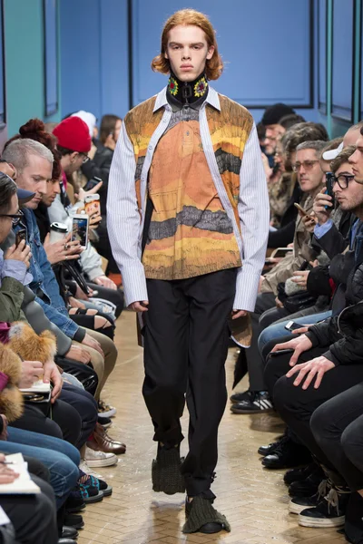 Look 6